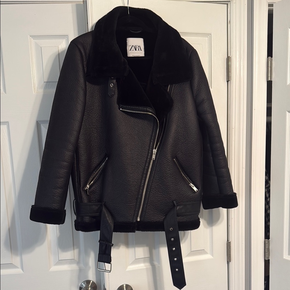 ZARA Black faux Leather Jacket with Fur Collar NWOT